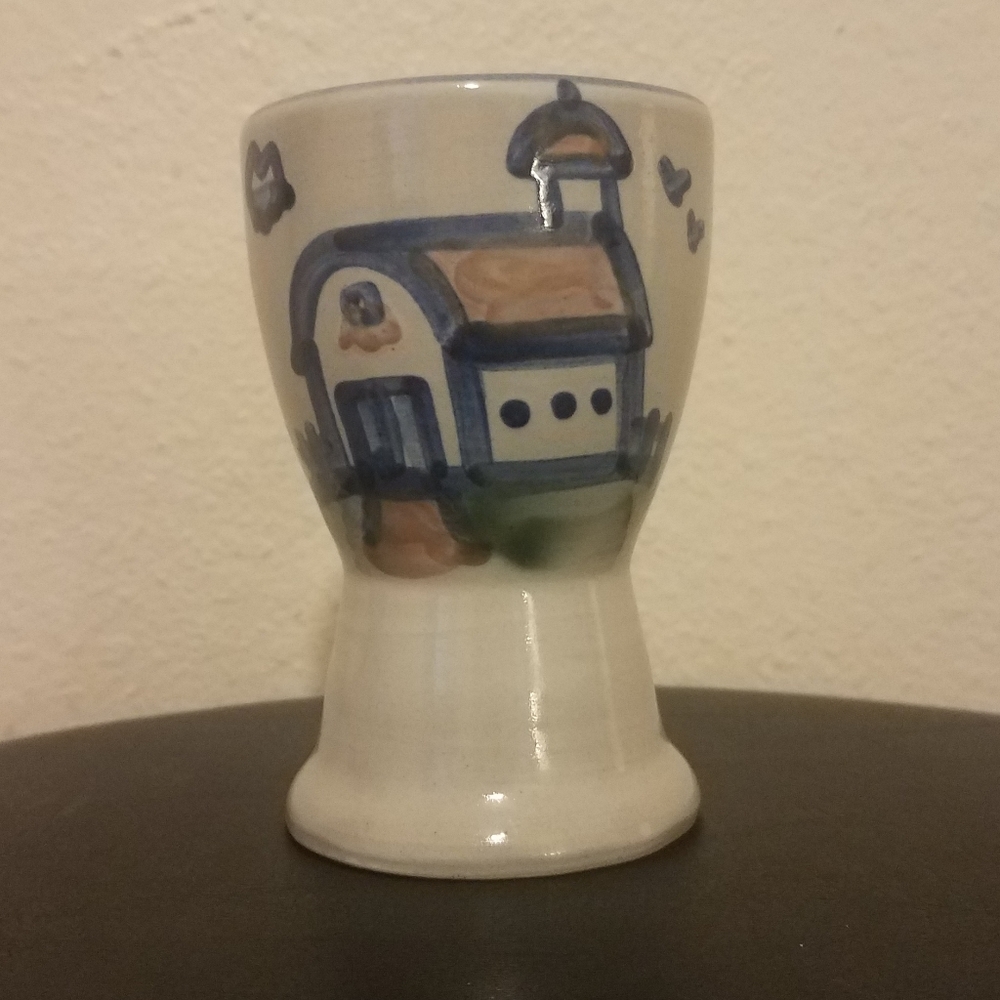 M.A. HADLEY DOUBLE EGG CUP COUNTRY FARM HOUSE